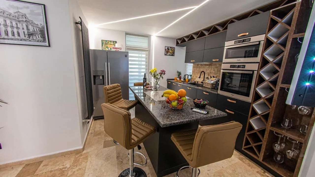 Brand New Penthouse At Km 0 Of Bucharest Near Intercontinental Hotel