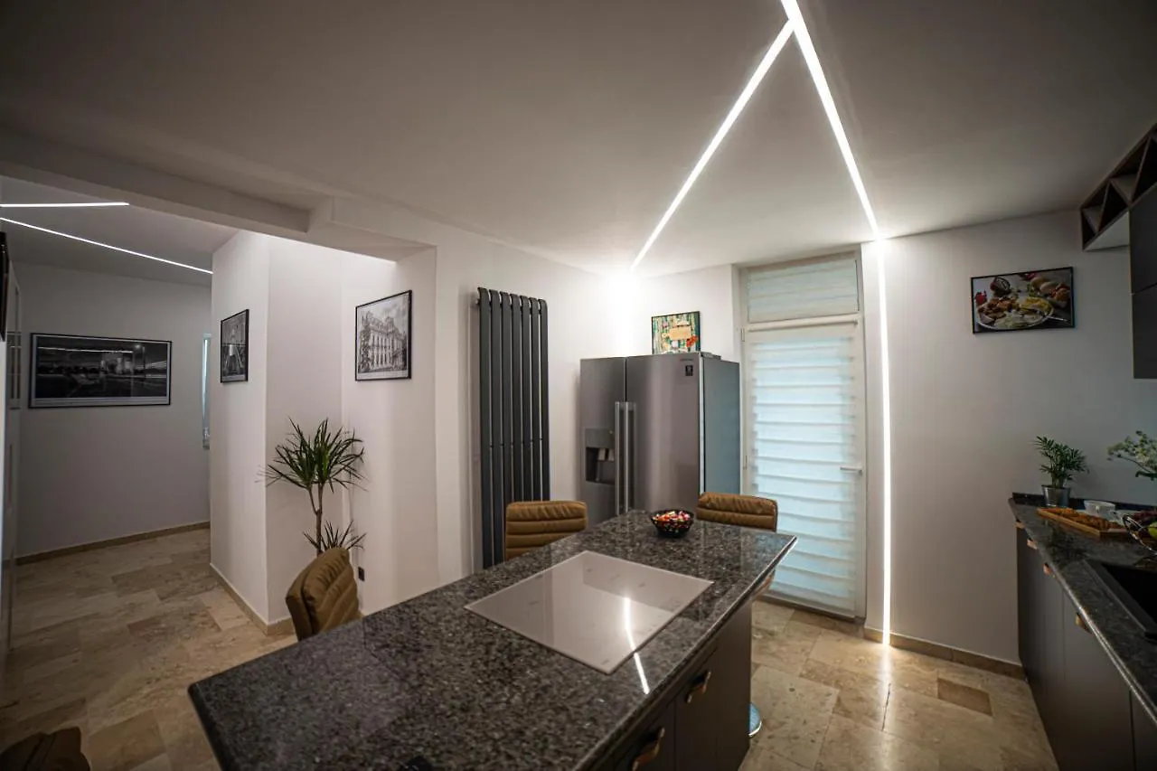Apartmán Brand New Penthouse At Km 0 Of Bucharest Near Intercontinental Hotel